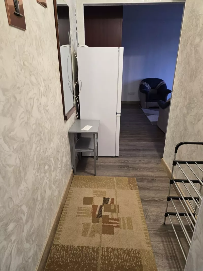 Сдам квартиру помесячно  8